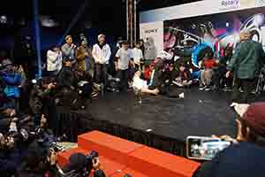 Breakdancing  contest, Hong Kong Cultural Centre Piazza, Tsim Sha Tsui, 25 February 2017