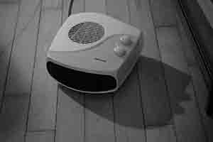 Heater on the floor of an apartment, Sheung Wan, 9 February 2017