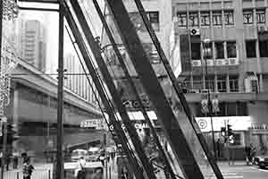 Street scene, Queen's Road Central, Central, 5 April 2017