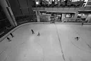 Ice skating rink, Elements Mall, West Kowloon, 18 April 2017