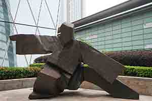 Ju Ming sculpture in front of Exchange Square, Central, 20 May 2017