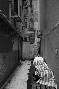 Alleyway in Sai Ying Pun, 21 May 2017