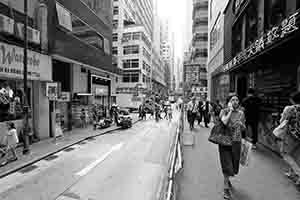 Street scene, Wing Lok Street, Sheung Wan, 18 May 2017
