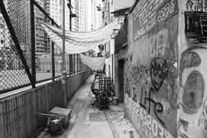 Alleyway next to Li Sing Street Playground, Sheung Wan, 5 June 2017