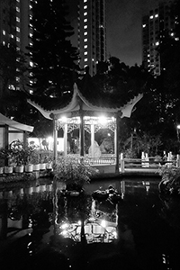 Hollywood Road Park at night, Sheung Wan, 20 June 2017