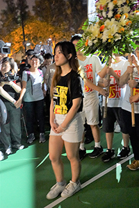 Rally participants carrying a wreath, at the annual memorial rally in remembrance of the events of 1989, Victoria Park, 4 June 2017