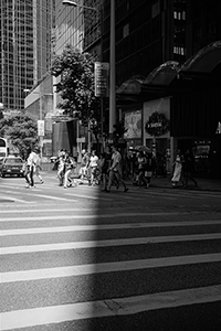 Light and shadow on the street, at the junction of Pedder Street and Queen's Road Central, 20 August 2017