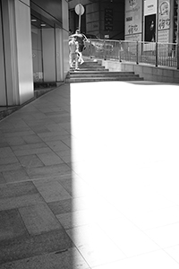 Light and shadow on the street, D'Aguilar Street, Central, 20 August 2017