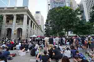 Protest against the Court of Appeal decision to give custodial sentences to Umbrella Movement democracy activists, near the Court of Final Appeal, Chater Road, Central, 20 August 2017