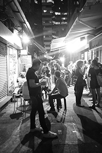 Outside a restaurant, Quarry Bay, 22 September 2017