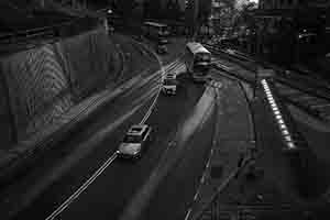 Pokfulam Road, from the bridge linking HKU and the MTR station, 8 September 2017