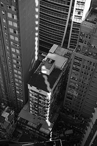 Light on buildings, Sheung Wan, 17 November 2017