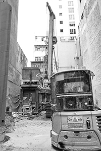 Construction site, Sai Ying Pun, Hong Kong Island, 19 November 2017