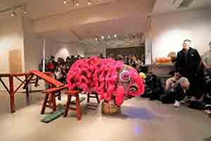 Muted Lion Dance, a performance piece by Samson Young, Spring Workshop, Wong Chuk Hang, 10 December 2017