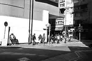 Light on Queen Street, Sheung Wan, 20 December 2017