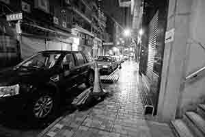 Street scene at night, Sheung Wan, 8 January 2018