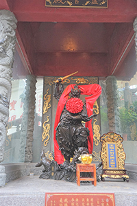 Religious statue at the temple, Wong Tai Sin, 30 January 2018