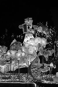 Lantern installation for the Lunar New Year, Sun Yat Sen Memorial Park, Sai Ying Pun, 26 February 2018