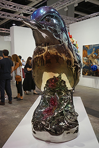 Sculpture by Jeff Koons in Art Basel, Convention and Exhibition Centre, Wanchai, 27 March 2018