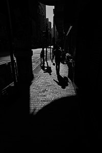 Street scene, Des Voeux Road West, Sheung Wan, 10 April 2018