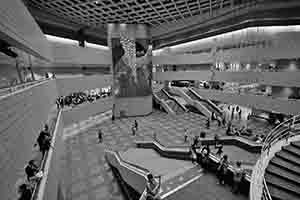 Hong Kong Cultural Centre, Tsim Sha Tsui, 27 April 2018