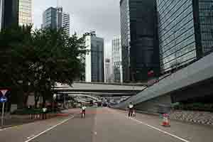 Police roadblock during the annual pro-democracy march, Queensway, Admiralty, 1 July 2018