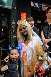 Children in Halloween costume, Central, 31 October 2018