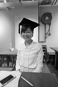 Graduation photo of Elaine Chiu, Jervois Street, Sheung Wan, 6 November 2018