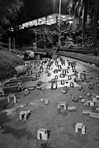 Roadblock on Hong With Path, adjacent to the occupied Polytechnic University campus, 16 November 2019