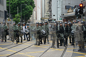 Police line on Des Voeux Road West, Sai Ying Pun, 28 July 2019