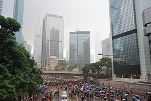 Crowds on Queensway, 31 August 2019