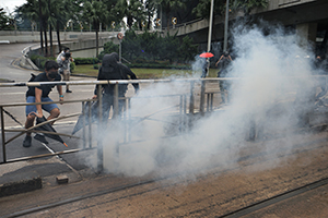Tear gas used on peaceful protesters, Queensway, Admiralty, 6 October 2019