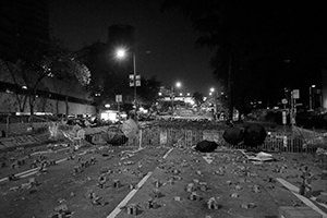 Roadblock on Cheong Wan Road, adjacent to the Polytechnic University, 16 November 2019