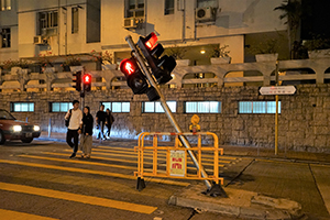 Vandalized traffic light, Austin Road, 16 November 2019