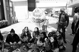 Climate change protest, Tim Mei Avenue, Admiralty, 29 November 2019