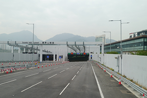 Entering Scenic Hill Tunnel, Chek Lap Kok, 20 November 2019