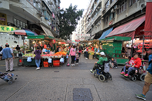 Market on Reclamation Street, Yau Ma Tei, 26 December 2019