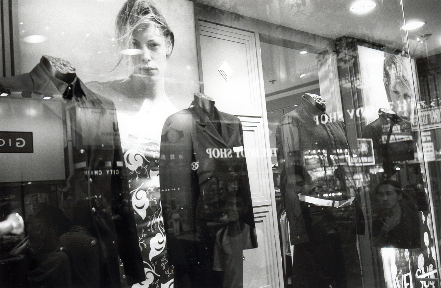 Versace window display, Central, 19 July 1997 | Hong Kong in Transition