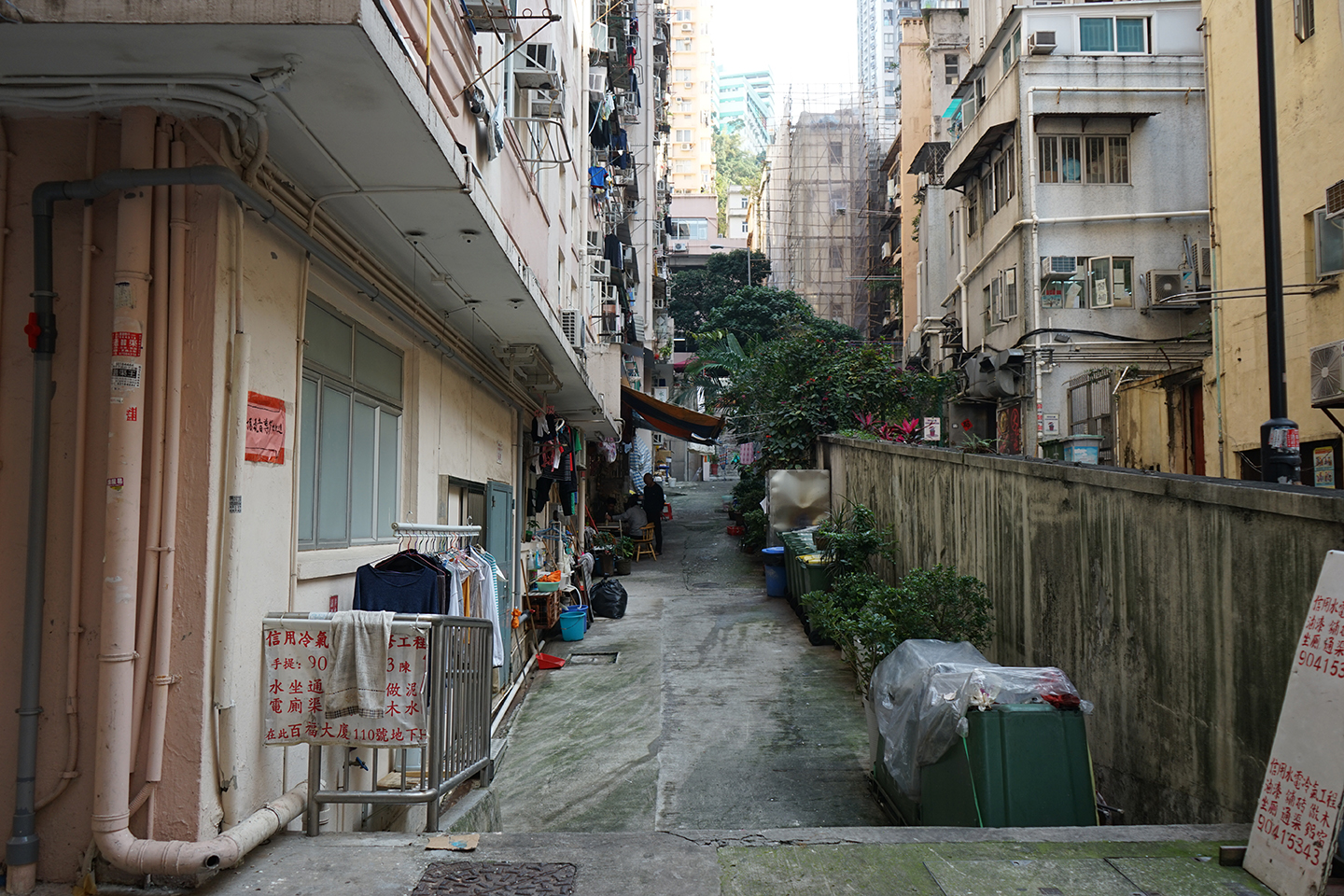 Back alley near King's Road, North Point, 12 March 2019 | Hong